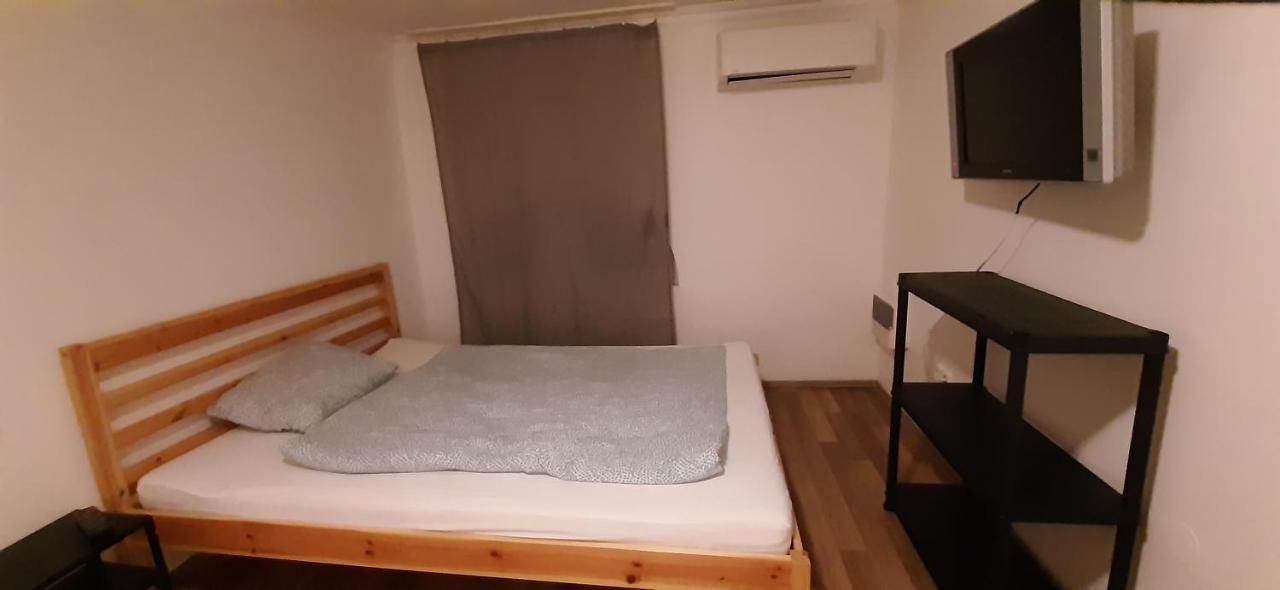 Apartman Vorosmarty Apartamento Budapest Exterior foto